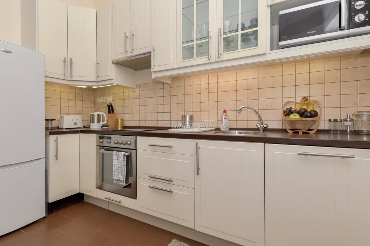 Corvina Apartment Budapest With Free Private Parking Екстериор снимка