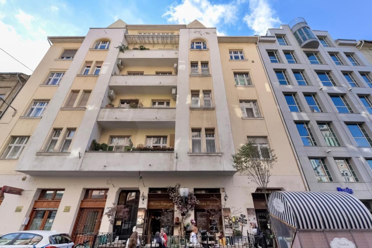 Corvina Apartment Budapest With Free Private Parking Екстериор снимка